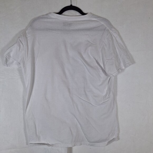 Loony tunes 100% Cotton white tshirt size large - Picture 2 of 4